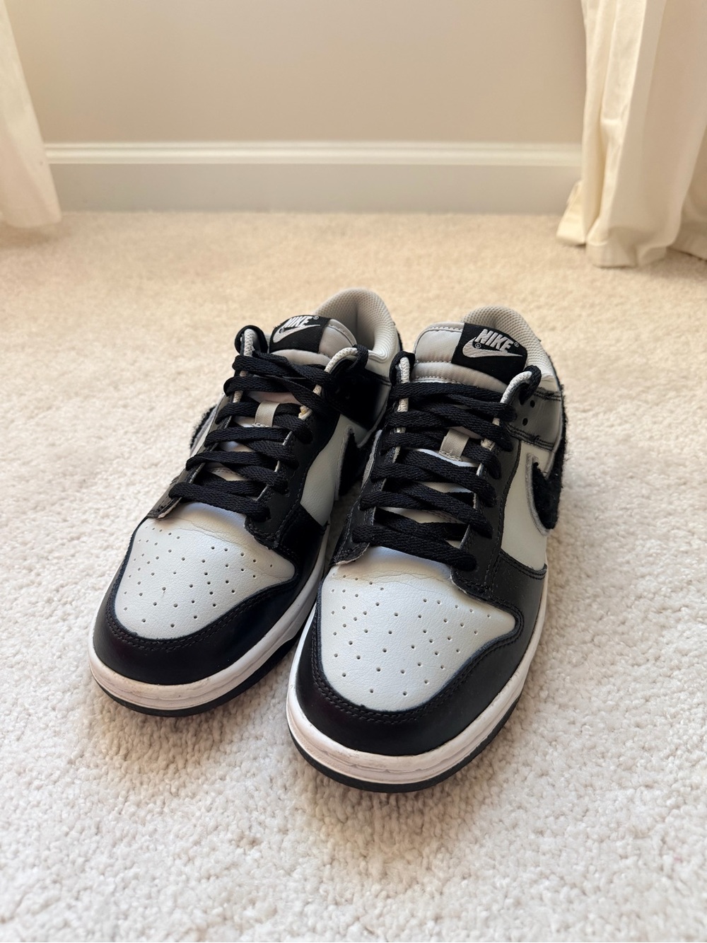 Nike Dunk Low Retro Chenille Swoosh - Picture 2 of 8